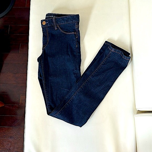 Banana Republic Dark Skinny Long Jeans! - Picture 5 of 5